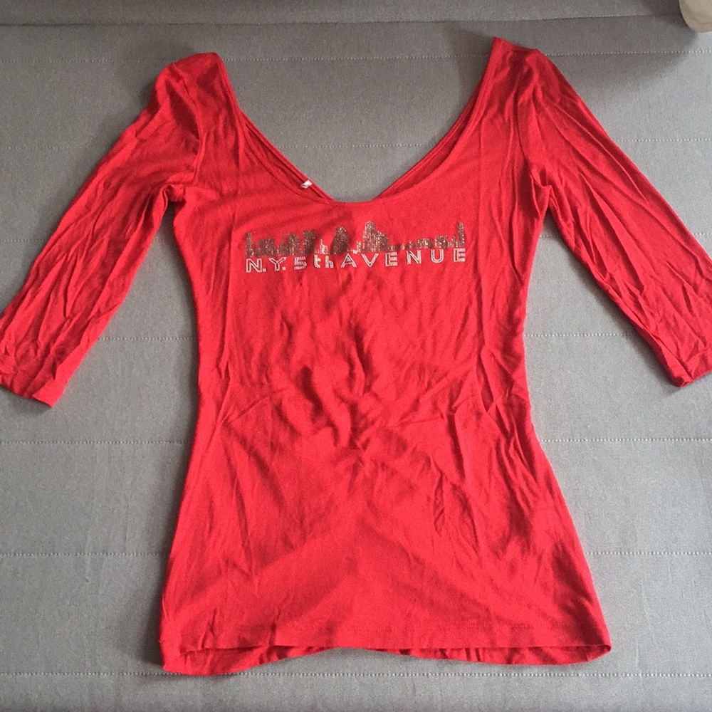 Size M off the shoulder NYC quarter length sleeve